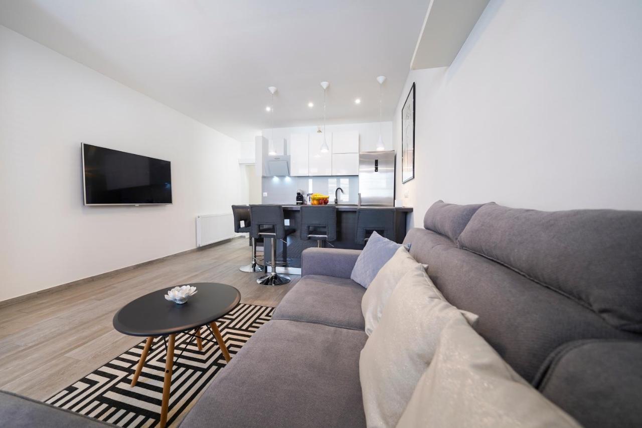 Modern Apartments With Loggia Terrace And Parking Zadar Exterior foto